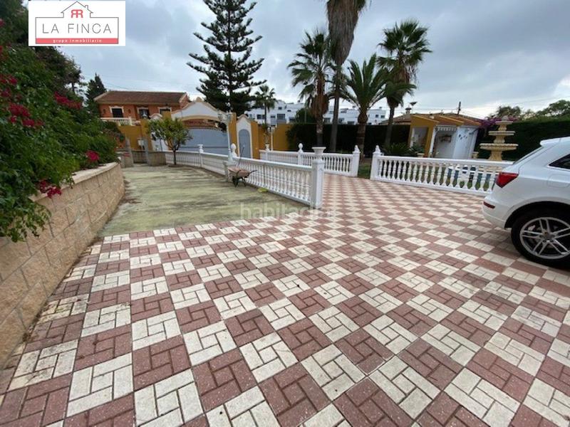 Foto 1260621e-4384-45d5-b710-6529ed57fff9. Casa gran casa independiente con piscina y zonas ajardinadas. en Málaga