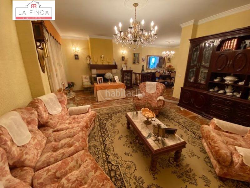 Foto 25845b37-10e2-4122-95a6-419ec0fdba4c. Haus mit parking pool in Puertosol Málaga