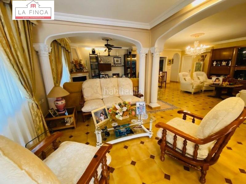 Foto 7cdf5eb3-125a-4948-acfa-489b21372605. Haus mit parking pool in Puertosol Málaga