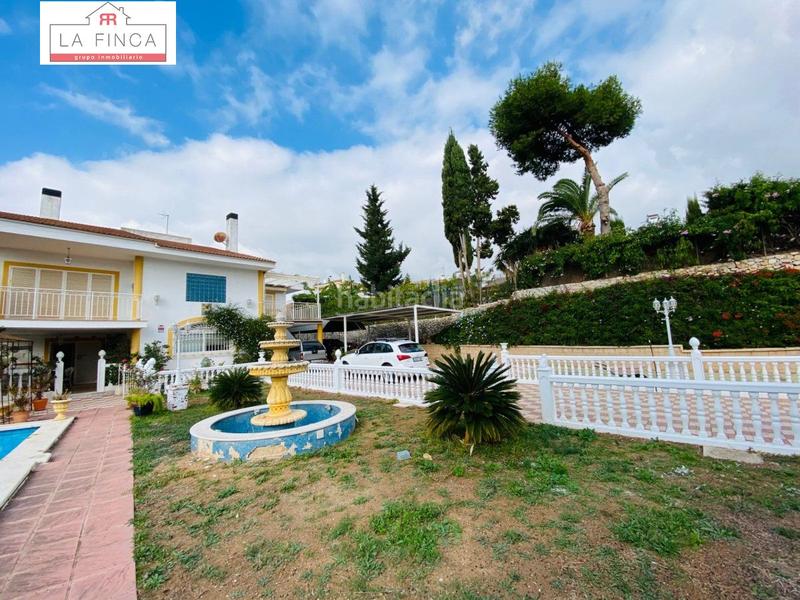 Foto 95c9db5c-198c-41fb-9c18-5ad7852da726. Casa gran casa independiente con piscina y zonas ajardinadas. en Málaga