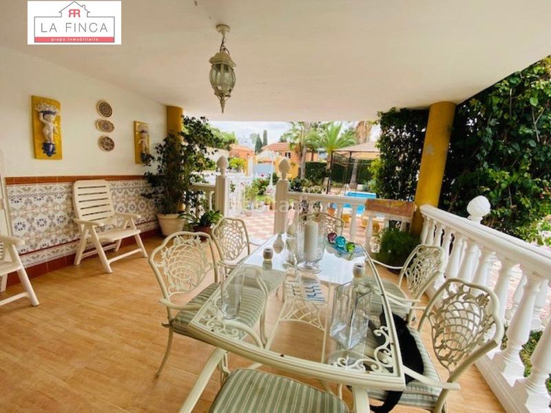 Foto a3e40716-57ab-474f-8102-9ac5bdbda3d6. Casa gran casa independiente con piscina y zonas ajardinadas. en Málaga