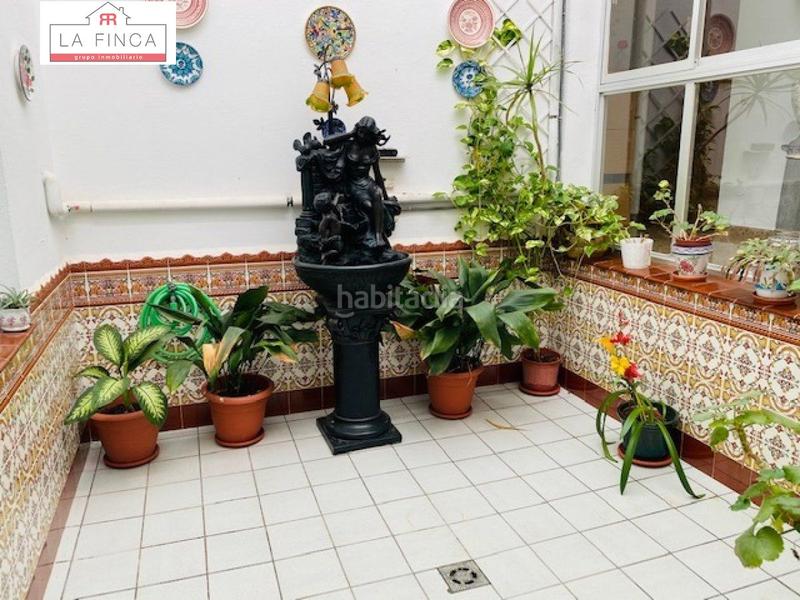 Foto a45c881b-befe-46fe-8577-16e2adab1ef2. Casa gran casa independiente con piscina y zonas ajardinadas. en Málaga