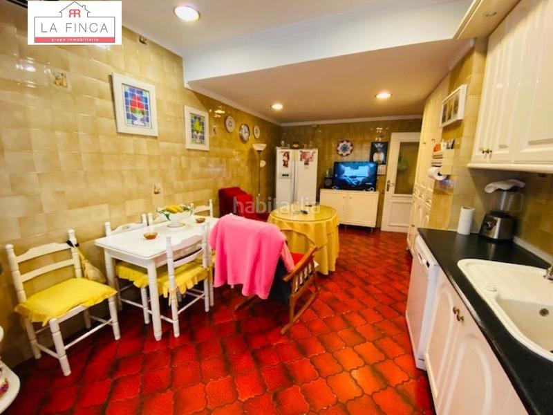Foto df4da0ea-6fec-445a-9b10-7a09fea03826. Casa gran casa independiente con piscina y zonas ajardinadas. en Málaga