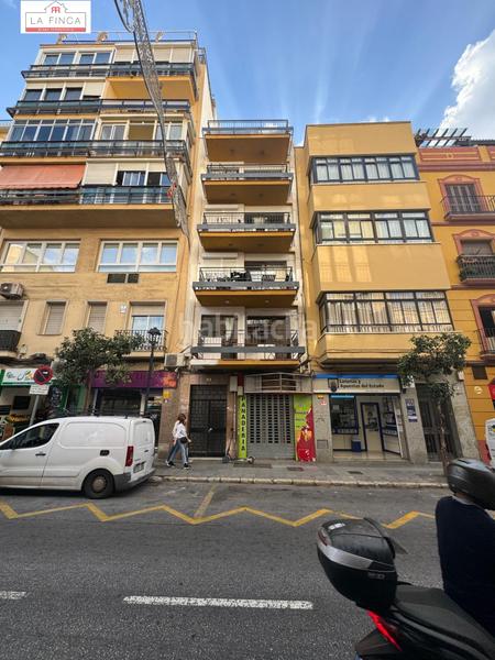 Foto e3b2b965-1c4e-44e2-89ba-55abf53a450a. Lloguer local comercial a La Victoria Málaga