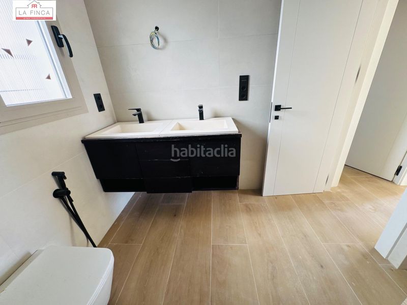 Foto 42fe359b-a375-4046-bcc3-284db944ce37. Casa aparellada a Cerrado de Calderón - Hacienda Paredes Málaga