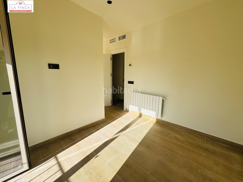 Foto 4ce0a2ce-ed75-44a2-8f39-24626be419c6. Casa aparellada a Cerrado de Calderón - Hacienda Paredes Málaga