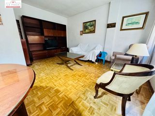 Piso en Gibralfaro. Espectacular vivienda de grandes dimensiones con garaje incluido