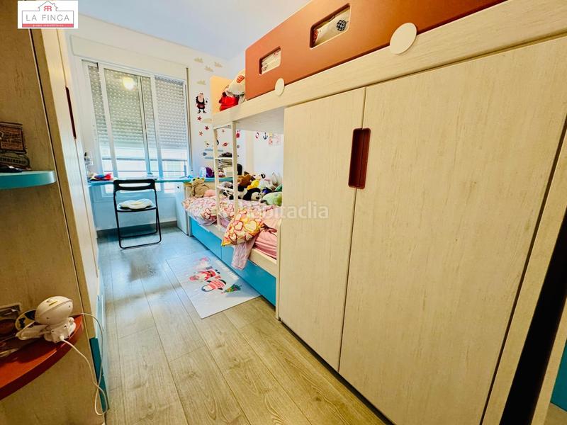 Foto b413bdfc-23cd-48f4-94ec-12faa2279de2. Piso dúplex con terraza solarium, garaje y tratero en Málaga