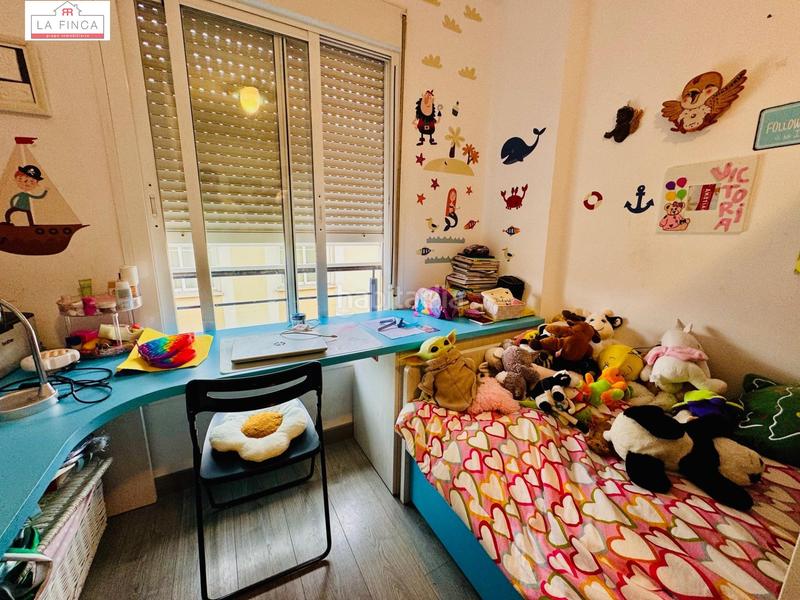 Foto b5c8ab81-162c-482c-ba6a-757e27d89925. Piso dúplex con terraza solarium, garaje y tratero en Málaga