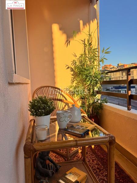Foto ba2a3e42-52ec-4f0b-8a48-9e123676a5bd. Piso 3 dormitorios con terraza muy cerca del centro en Málaga