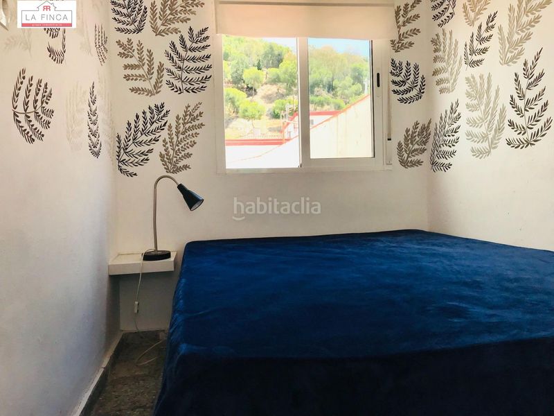 Foto ff2517ac-d3e7-49f1-ba25-dd6aa31633f8. Edificio  con local comercial en plena calle victoria en Málaga