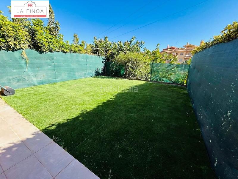 Foto 378d2fc6-7e8a-4ce6-ac5f-b09b59e66350. Alquiler dúplex vivienda 3 habitaciones, garaje y piscina en Málaga