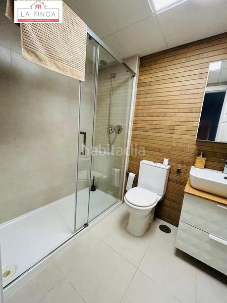 Foto f9757777-432d-4637-9747-0e991f832cc6. Alquiler dúplex vivienda 3 habitaciones, garaje y piscina en Málaga