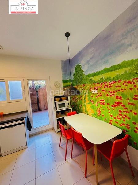 Foto fb2c00e4-a27d-4114-b02e-a588140fcffa. Alquiler dúplex vivienda 3 habitaciones, garaje y piscina en Málaga