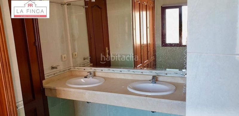 Foto 67ff244c-7a67-4a70-86a8-d6d7cc0b19c6. Pis amb aparcament piscina a Manilva pueblo Manilva