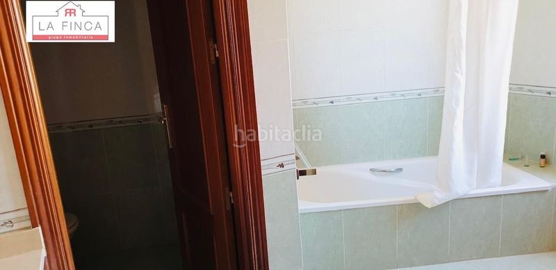 Foto ba65b6cf-cb87-4634-89db-d61c1a8161e8. Pis amb aparcament piscina a Manilva pueblo Manilva