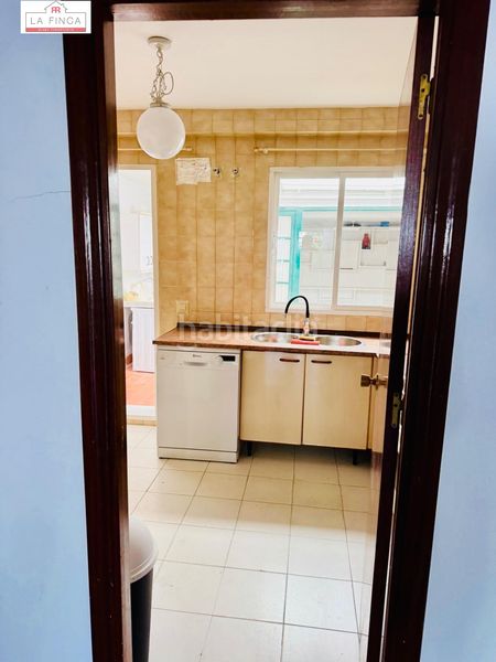 Foto b1326e53-21ec-4a38-b3af-e8d157ee6d76. Casa aparellada a El Tomillar Torre del Mar