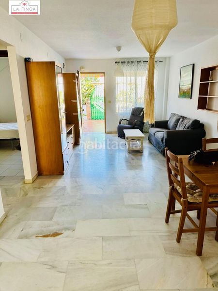Foto ebf27984-2257-4657-bb2e-80d62d07bd01. Casa aparellada a El Tomillar Torre del Mar