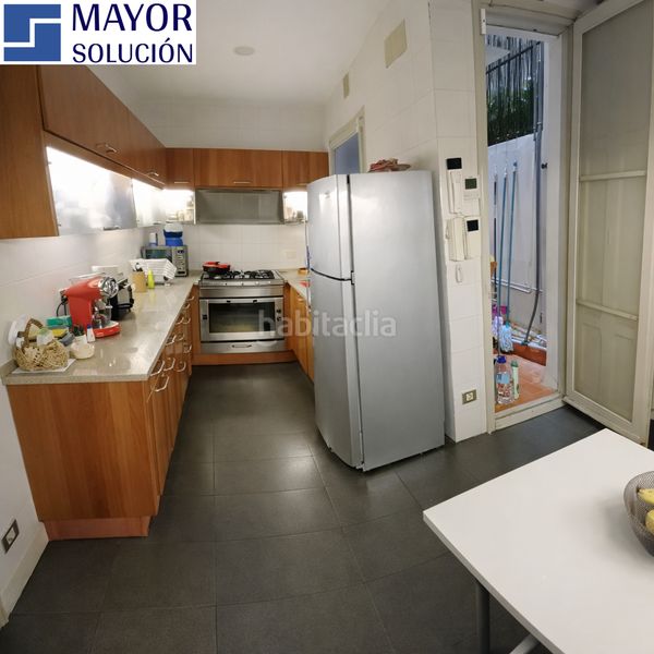 Foto 2d2a7498-3d7a-4b7c-8f38-216f689eb63a. Etagenwohnung in plaça de catalunya 127 in Dreta de l´Eixample Barcelona