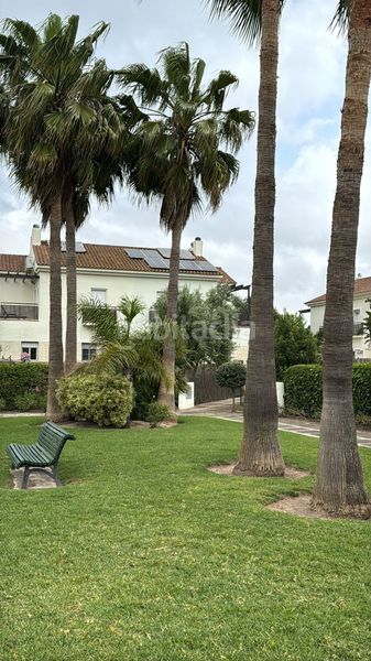 Foto fe67c52e-d1fa-4d55-bb86-9c251de3178d. Casa amb aparcament piscina a Puertas del sur - Guadabajaque Jerez de la Frontera