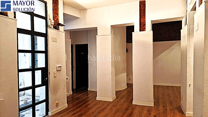 Foto 04b383b1-df61-47b1-8cf4-306c588ff925. Local comercial a Cortes-Huertas Madrid