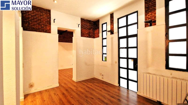 Foto 9ad24642-ad3c-4b39-96a6-16f4384d7e0f. Local comercial a Cortes-Huertas Madrid