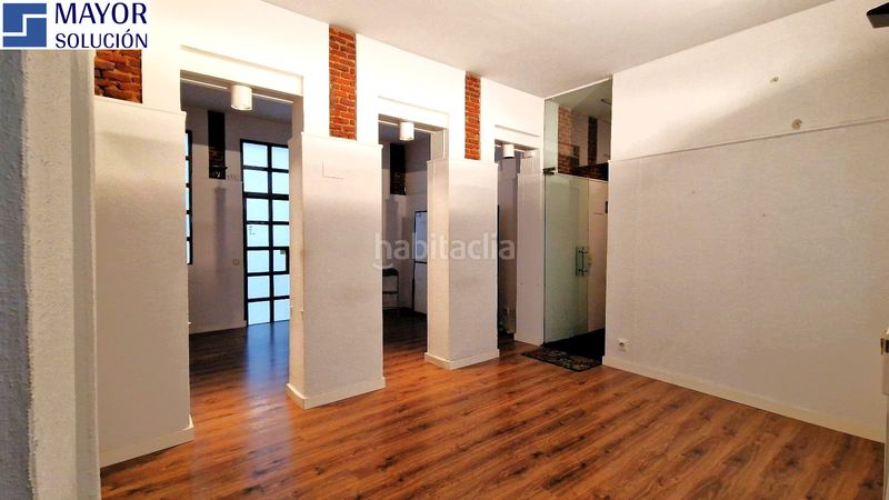 Foto b4874e14-9672-4504-8afa-bc2c99b7923e. Local comercial a Cortes-Huertas Madrid