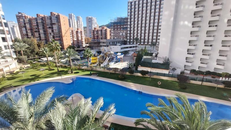 Foto d5a4782c-ba4c-47d9-8d9b-eb30652c8e29. Appartamento con parcheggio piscina in Rincón Bajo Benidorm