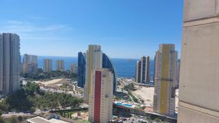 Pis  Calle presidente adolfo suárez. ¡vive frente al mar en la exclusiva zona de poniente de benidorm