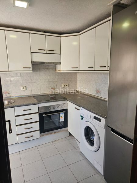 Foto ef9a51b7-af86-40cc-a734-916f126c72d1. Apartament amb aparcament piscina a Rincón Bajo Benidorm