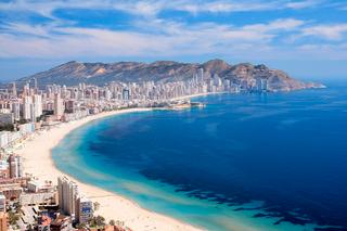 Pis  Avenida murtal. Estupendo piso en playa de poniente de benidorm, con 4 habitacio