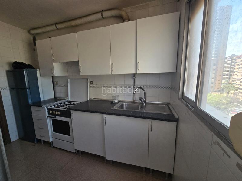 Foto fe8c2a50-e1b2-46a6-aa80-b653c5573a7c. Appartement avec piscine dans Playa Poniente Benidorm