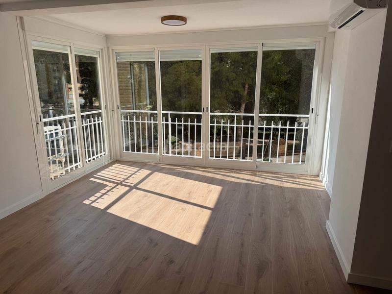 Foto f4b70ae2-ddff-4f1b-aa04-6e6991833e6d. Apartament amb piscina a Foietes Benidorm