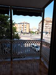 Apartament  Avinguda alfonso puchades. Piso en el cruce de benidorm, con 3 habitaciones, 1 baño y terra