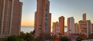 Estudi  Avenida del mediterráneo. Magnifico estudio reformado al lado del mar en benidorm