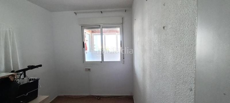 Foto b55f0d52-5a0a-4327-93f1-16ff1cd04e2c. Apartament amb piscina a Playa Poniente Benidorm