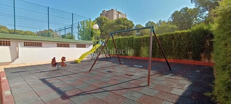 Foto e818f04c-9848-43b9-8130-2349642b44ce. Apartament amb piscina a Playa Poniente Benidorm