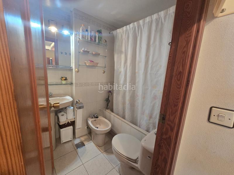 Foto 3d591bd2-ad5f-4584-96f7-56d64385fc8c. Apartament amb piscina a Levante Alto Benidorm