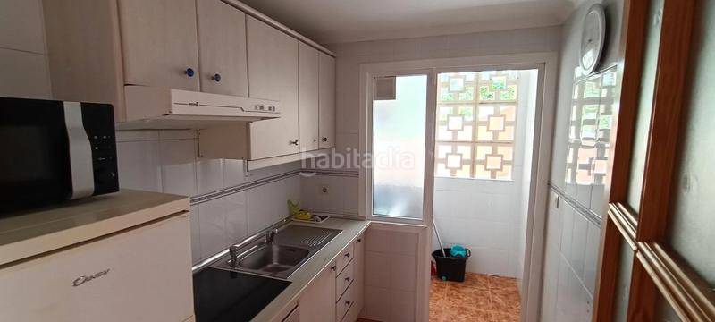 Foto 679e74b6-fb50-460d-a183-eedc487a70f5. Piccolo appartamento con parcheggio piscina in Playa Poniente Benidorm
