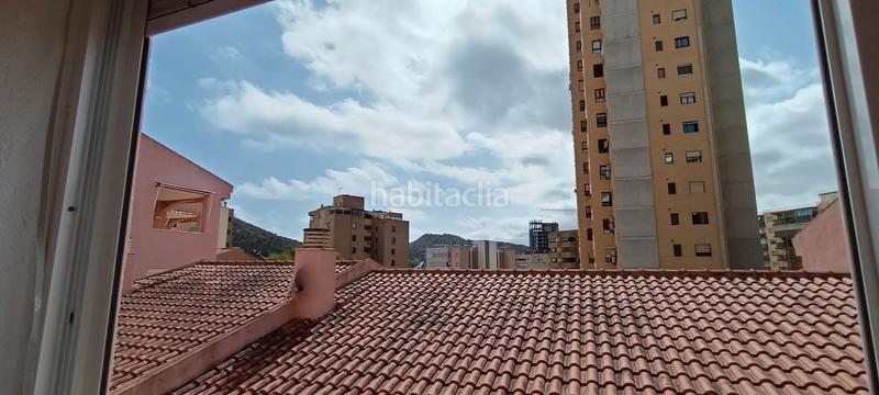 Foto 8956c639-334b-4e11-8140-ee43212363e1. Piccolo appartamento con parcheggio piscina in Playa Poniente Benidorm