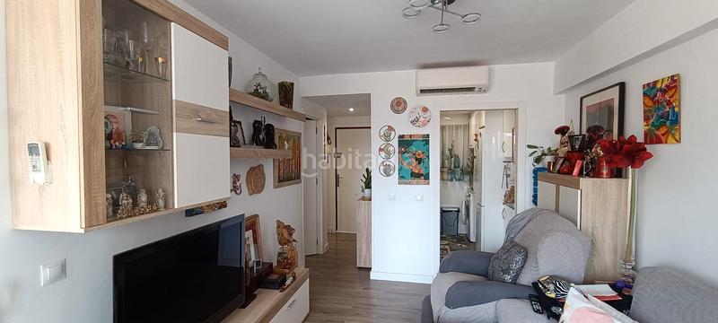 Foto 0ea6a1a3-1e79-4a76-a216-94e7c3caa9c1. Apartamento magnífico piso reformado ! con excelentes vistas, piscina en Benidorm
