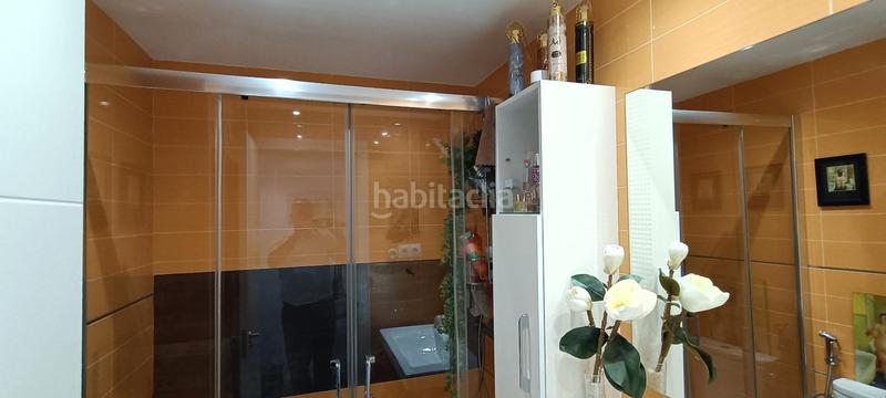 Foto ed6bcf34-e79f-48c7-b19c-95d6a0fb1e8b. Apartamento magnífico piso reformado ! con excelentes vistas, piscina en Benidorm
