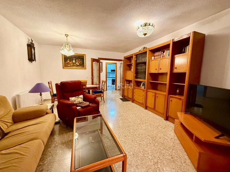 Foto 5faa5fd8-1c83-4d3f-9ce1-f4e5eaf6fbd0. Apartamento amplio apartamento de 4 dormitorios en el centro , a solo 150 metros del mar en Benidorm