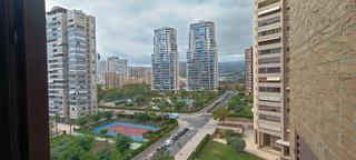 Apartament  Avenida del municipi. Amplio apartamento en la codiciada zona juzgados