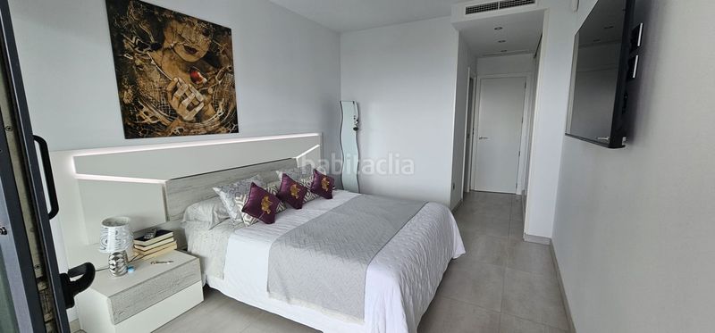 Foto 0f4773c0-fbcd-4bd6-b75b-09b94fb55163. Apartament amb calefacció aparcament piscina a Playa Poniente Benidorm