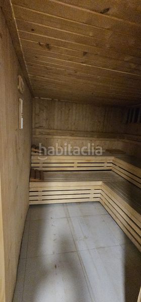Foto 2d762a23-131f-4c54-9251-ac3c9a535ec8. Apartament amb calefacció aparcament piscina a Playa Poniente Benidorm