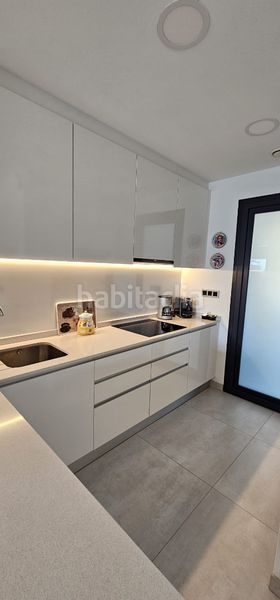 Foto 63993607-7669-4b90-8fb3-c87fc62dabe8. Apartament amb calefacció aparcament piscina a Playa Poniente Benidorm