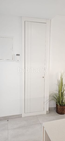 Foto 90891a95-89b7-4b28-95dc-28d1f0557f95. Apartament amb calefacció aparcament piscina a Playa Poniente Benidorm