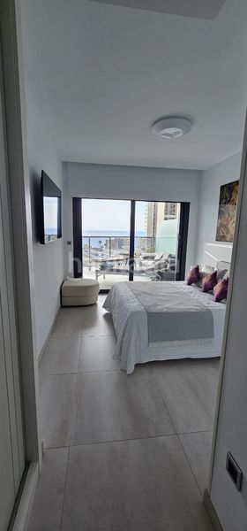 Foto a48d5ace-5aaa-4185-8842-4f2f43d49a75. Apartament amb calefacció aparcament piscina a Playa Poniente Benidorm