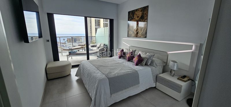 Foto af373bc3-d6c9-4fed-aeb8-8ddf4cbd3f58. Apartament amb calefacció aparcament piscina a Playa Poniente Benidorm